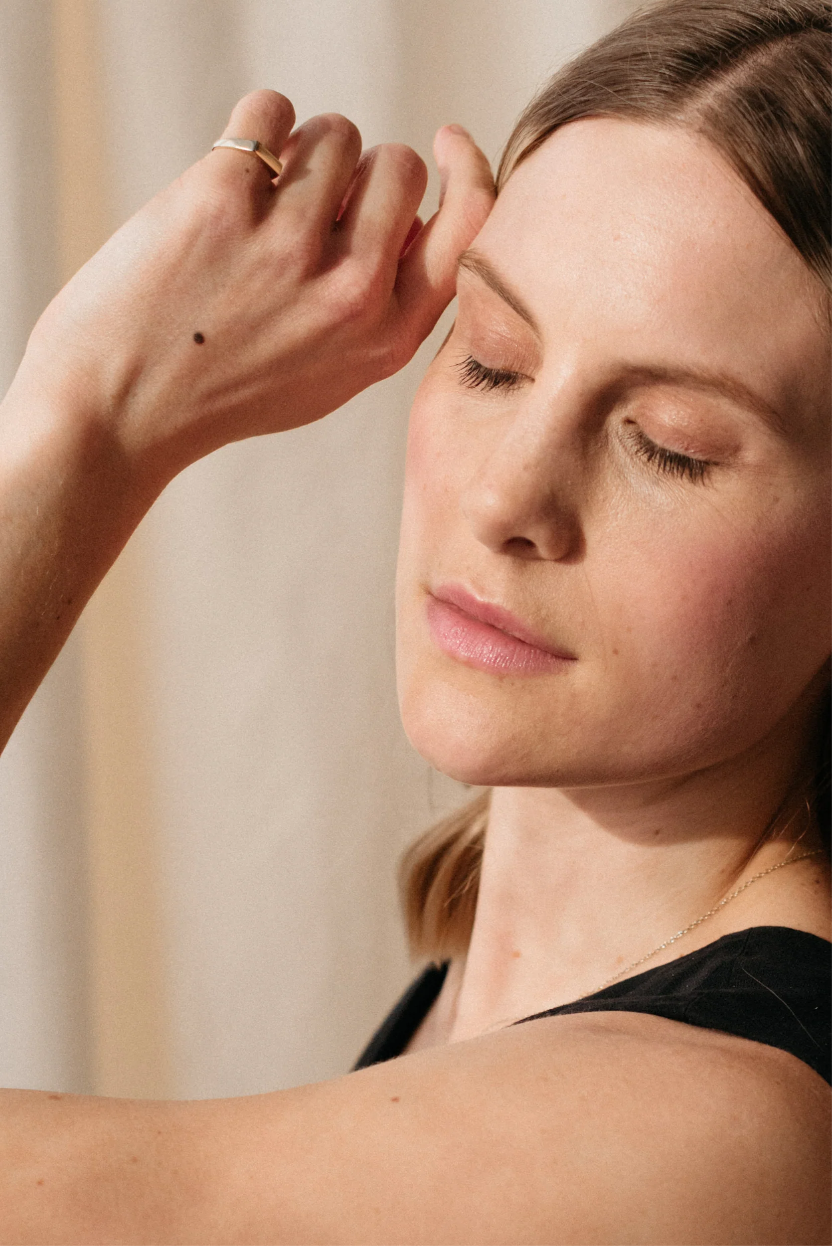 9ct Gold Signet Ring - Image 6