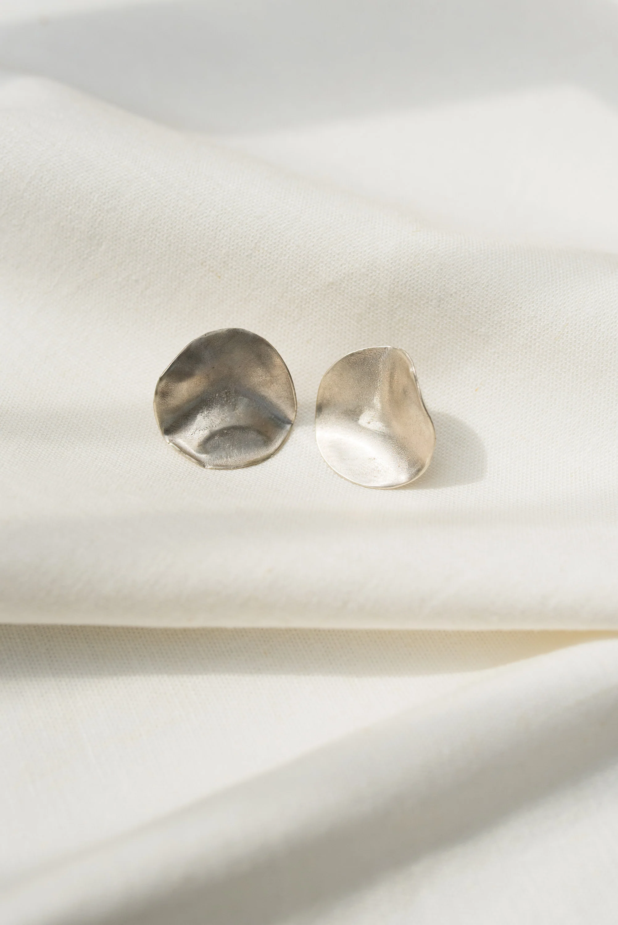 Silver Molten Disc Statement Studs - Image 4