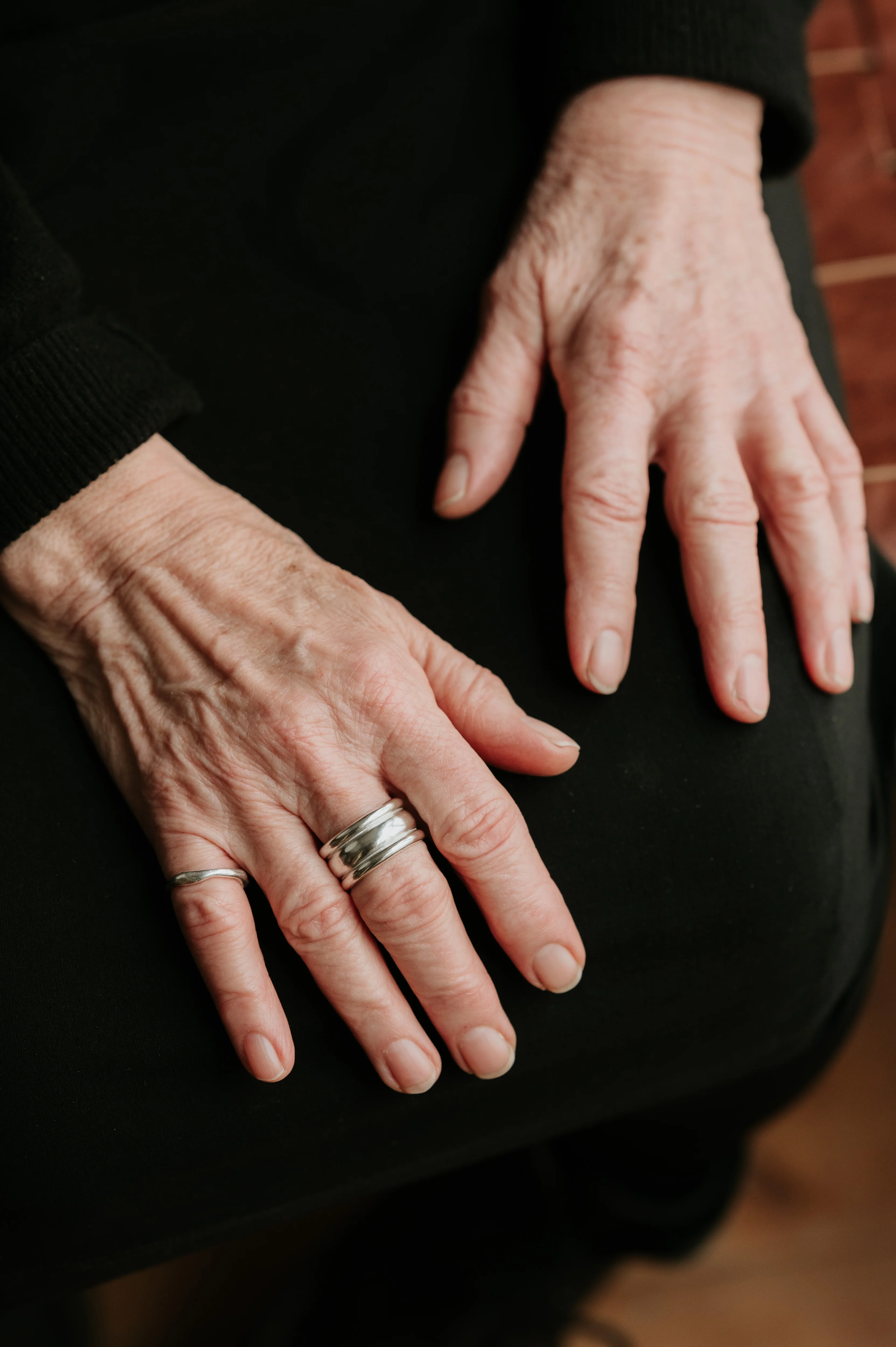 Silver Statement Ripple Ring - Image 9