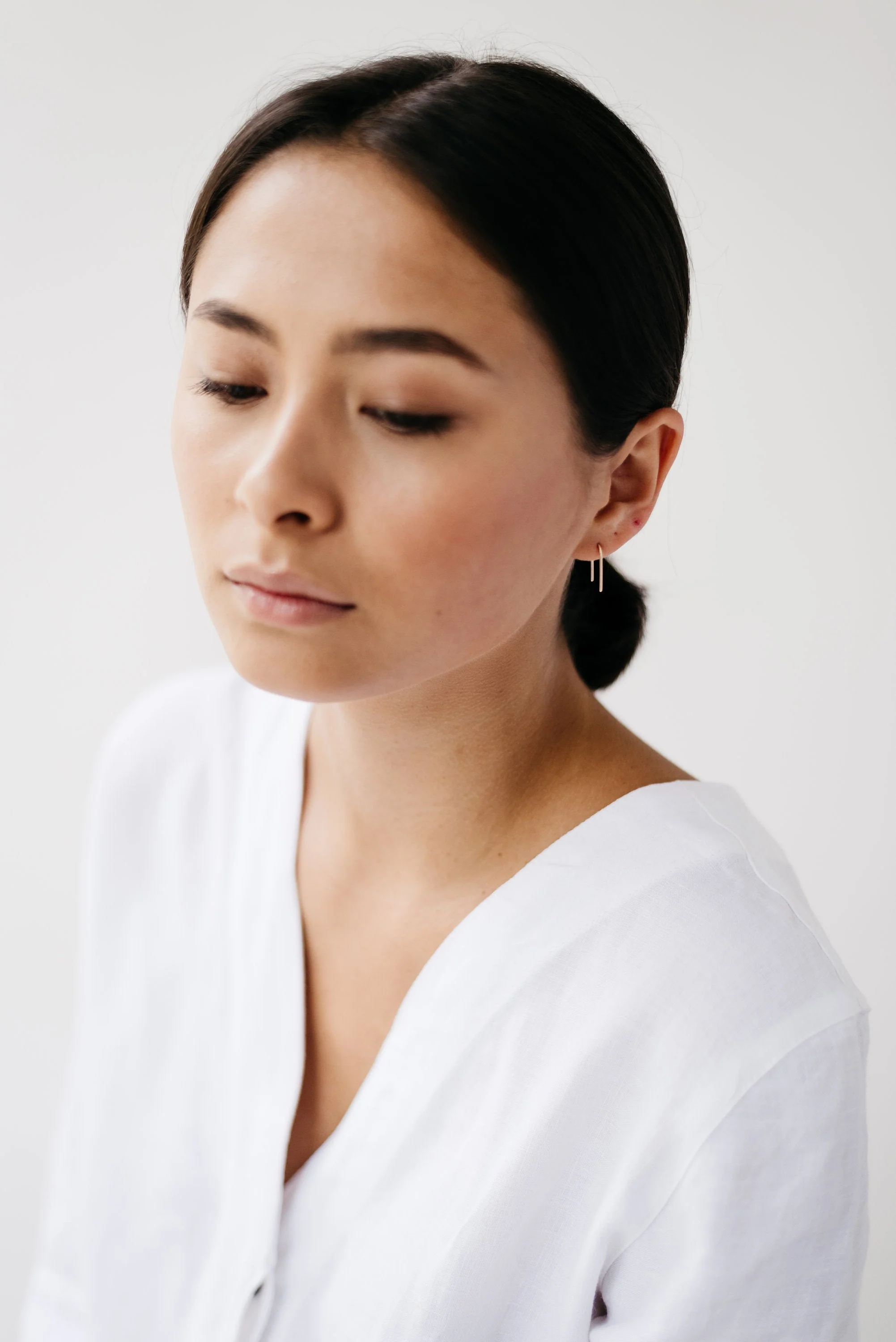 9ct Gold Arch Pins - Image 3