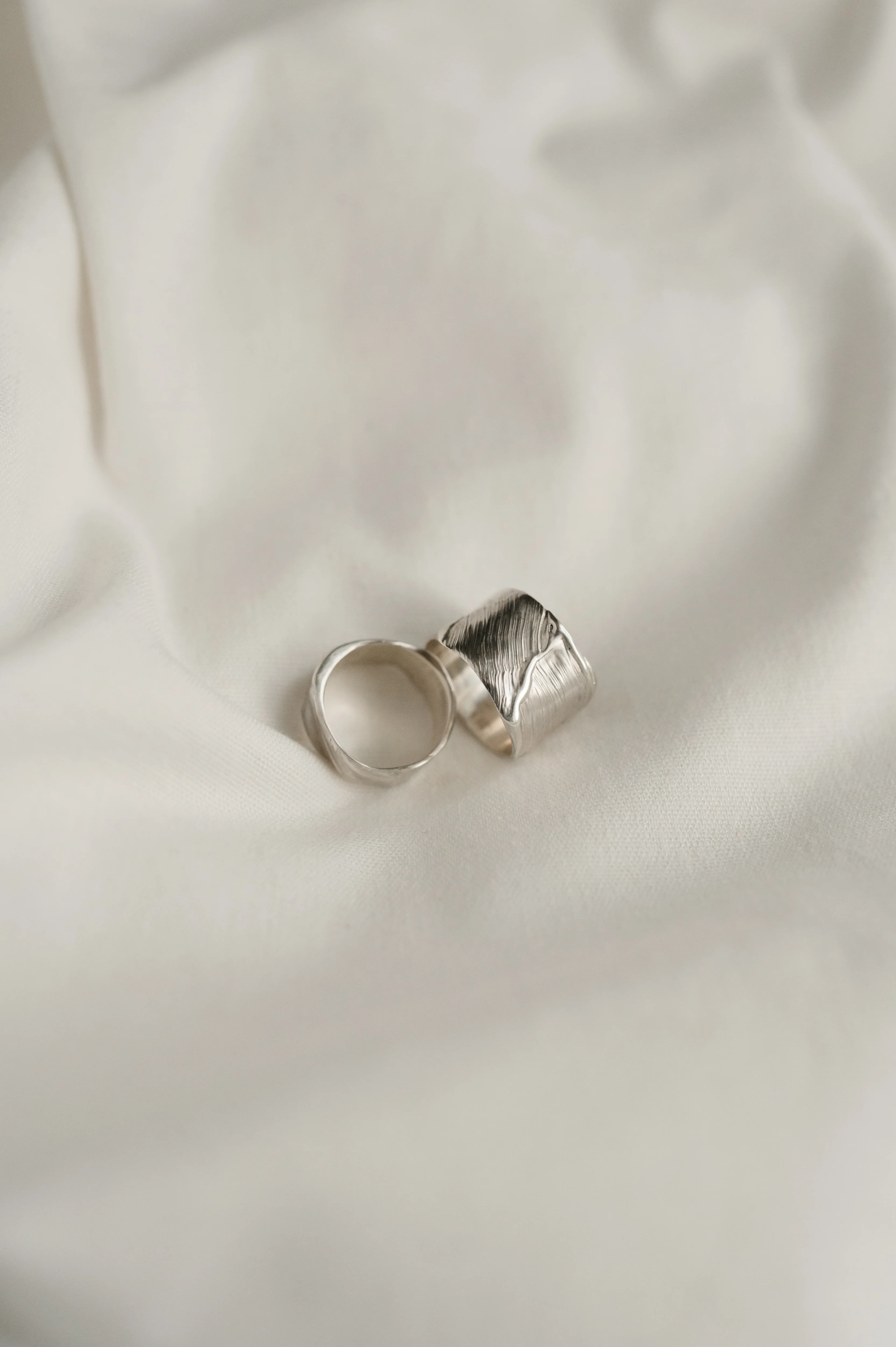 Silver Statement Brush Strokes Ring - Image 3