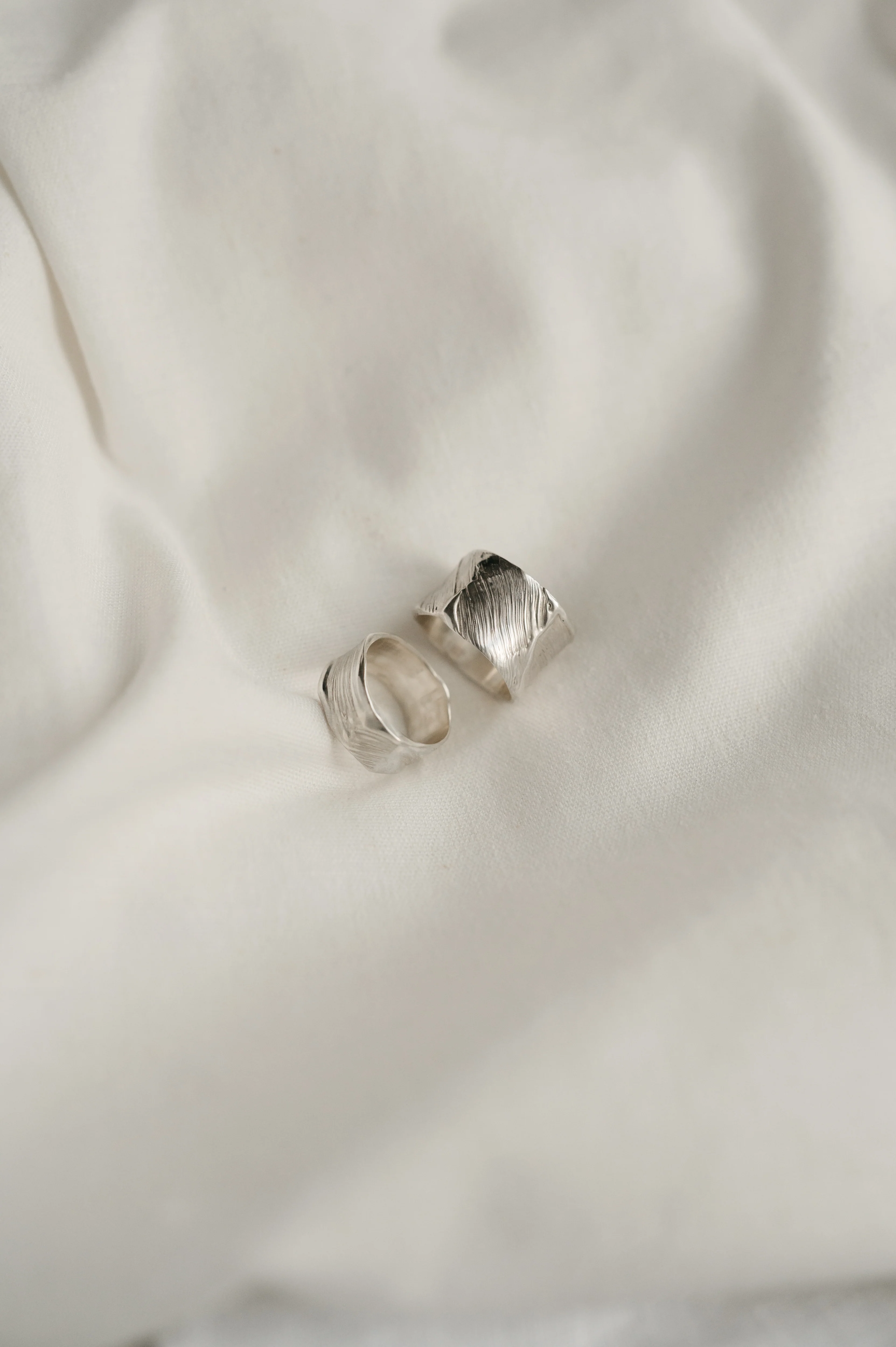 Silver Statement Brush Strokes Ring - Image 4